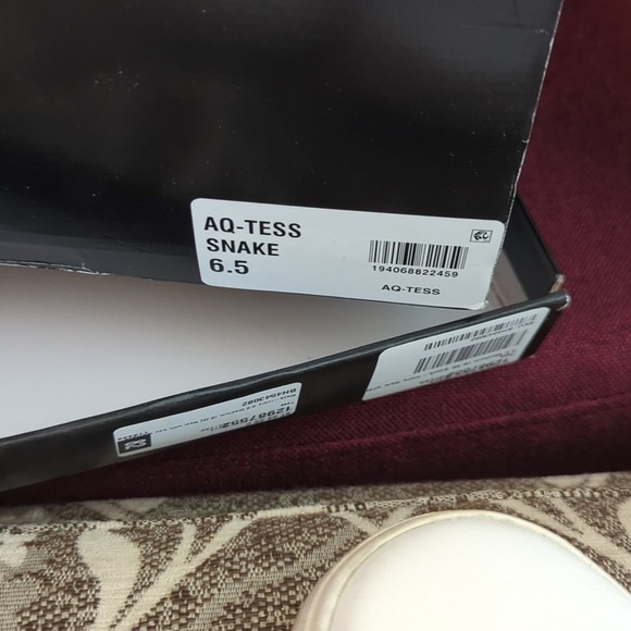 NWT Aqua Sneakers Snake - Picture 6 of 12